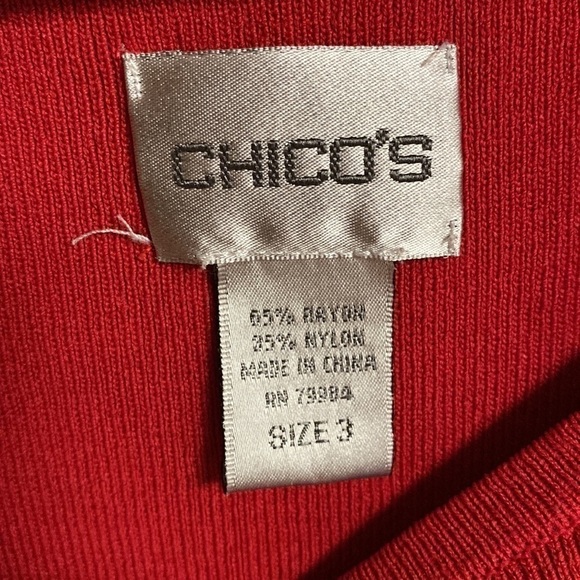 Chico’s red sleeveless shell top size 3 perfect workwear layering piece EUC - Picture 3 of 4